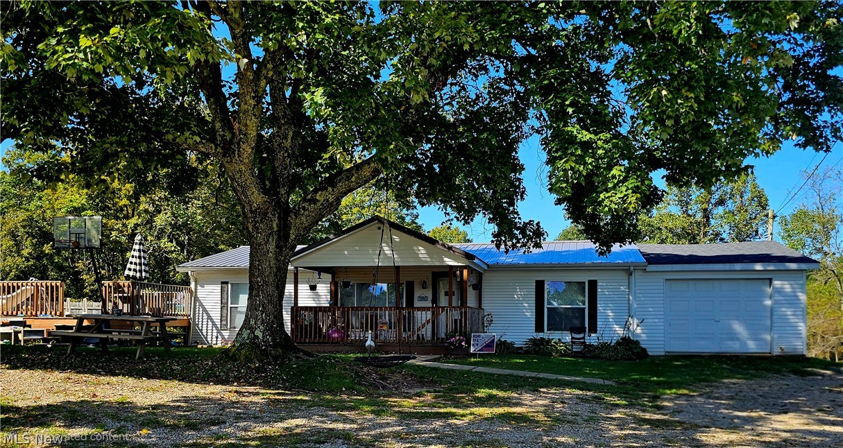 17927 Plantsville Road Amesville OH 45711