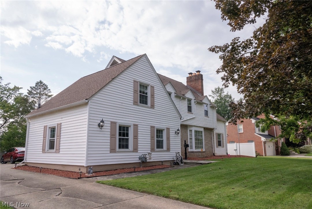 273 Griswold Drive Youngstown OH 44512