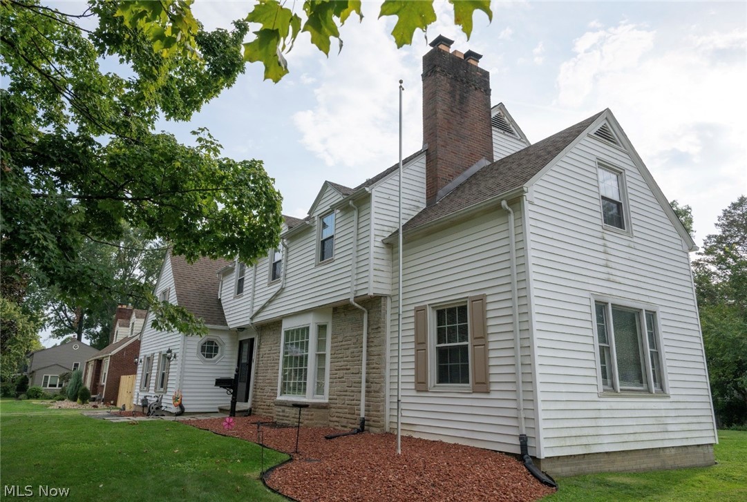 273 Griswold Drive Youngstown OH 44512