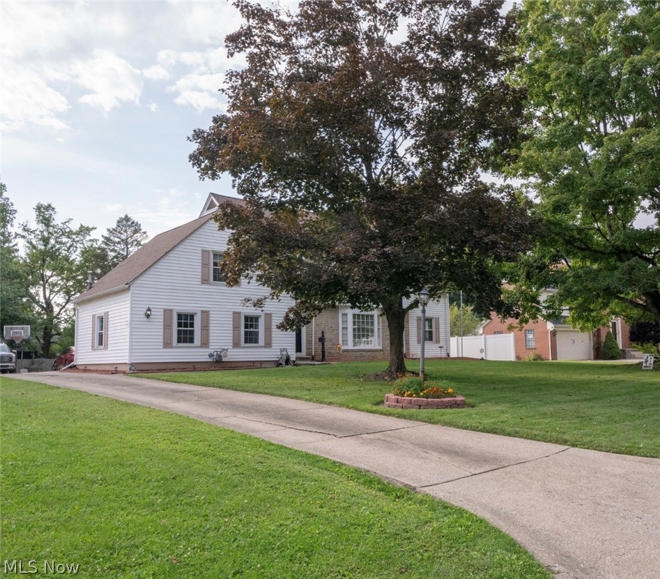 273 Griswold Drive Youngstown OH 44512