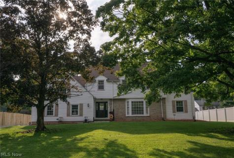 273 Griswold Drive Youngstown OH 44512