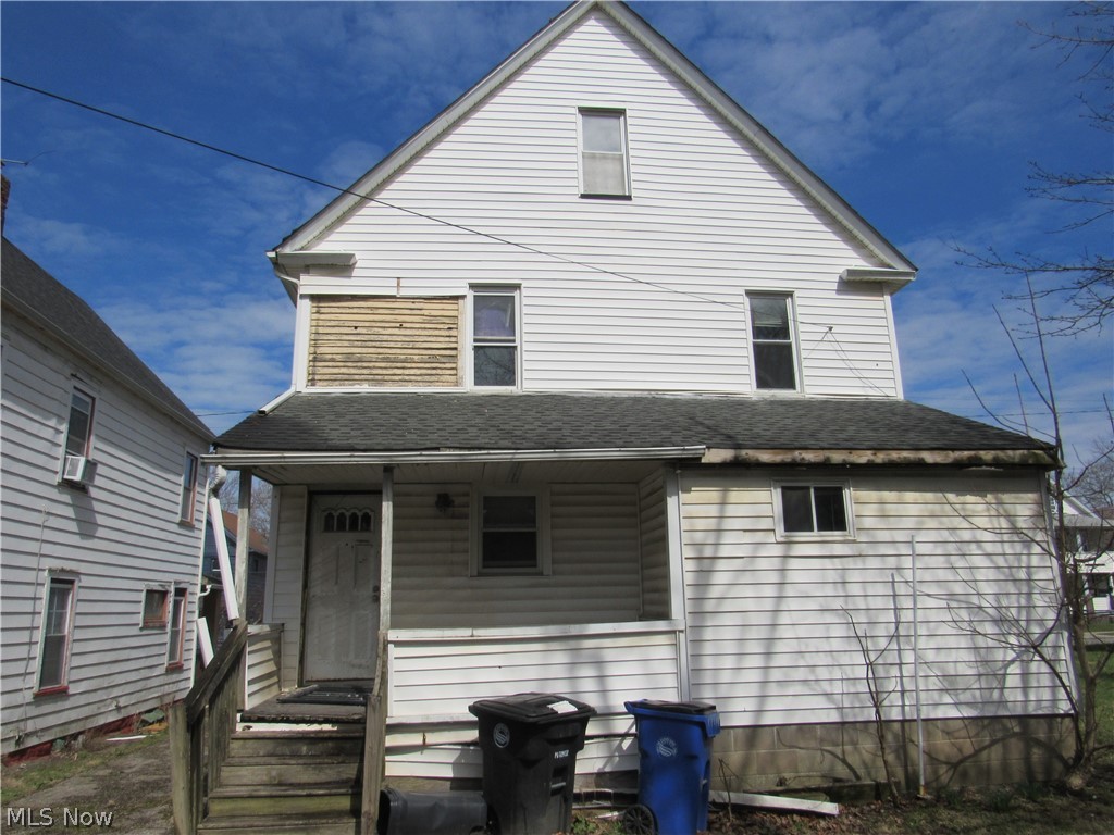 9618 Raymond Avenue Cleveland OH 44104