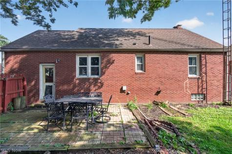 708 33rd Street NE Canton OH 44714