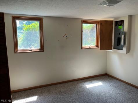 210 Ridgewood Boulevard Minerva OH 44657