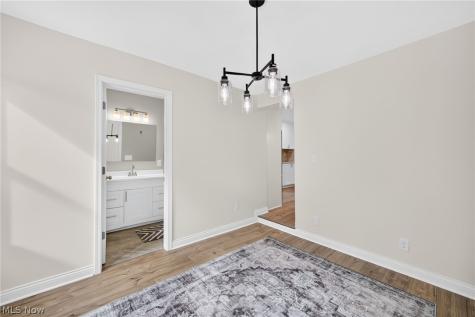208 Sunset Road Avon Lake OH 44012
