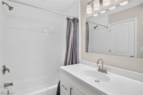 208 Sunset Road Avon Lake OH 44012