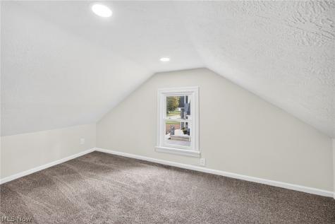 208 Sunset Road Avon Lake OH 44012