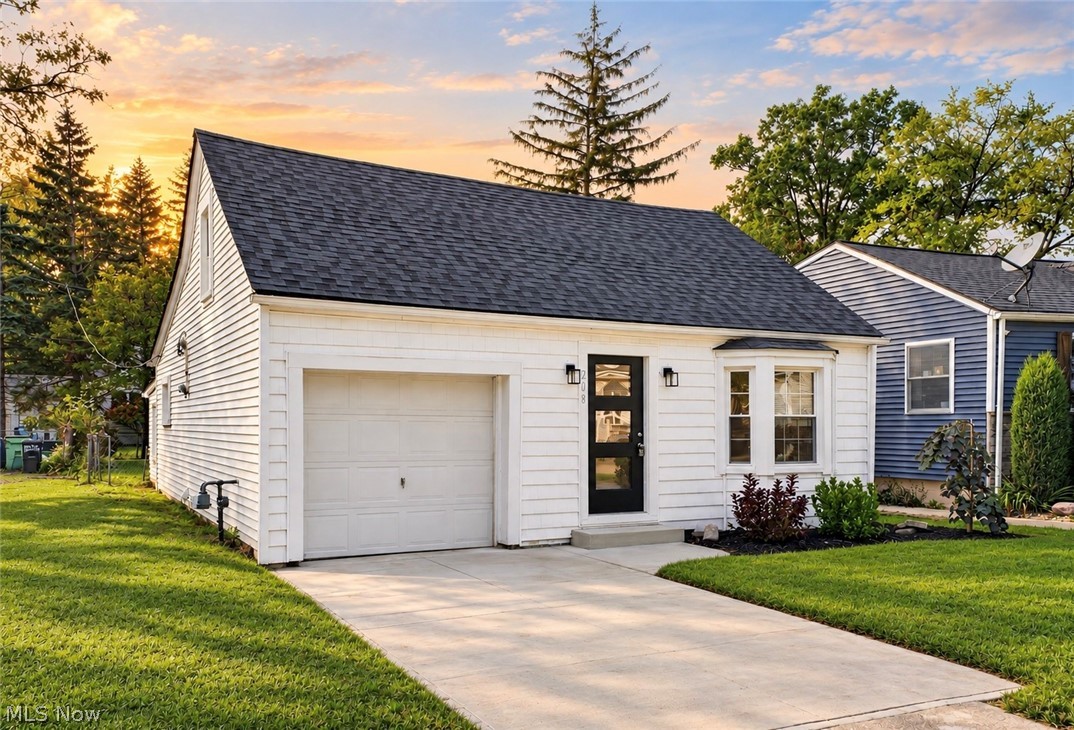208 Sunset Road Avon Lake OH 44012