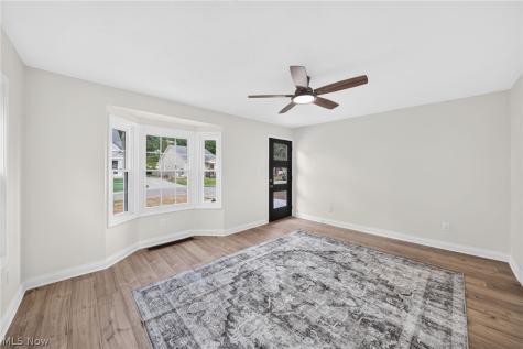 208 Sunset Road Avon Lake OH 44012
