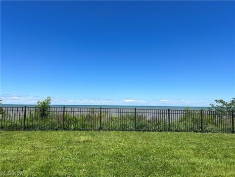 208 Sunset Road Avon Lake OH 44012
