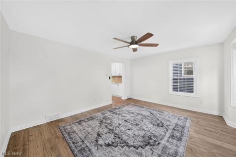 208 Sunset Road Avon Lake OH 44012