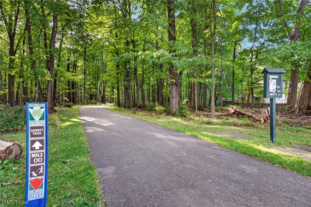 208 Sunset Road Avon Lake OH 44012
