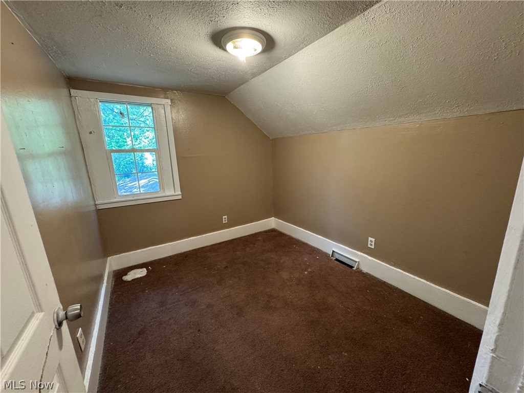 2218 Forestdale Avenue Cleveland OH 44109
