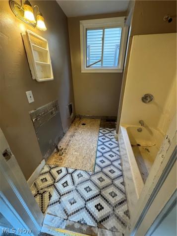 2218 Forestdale Avenue Cleveland OH 44109