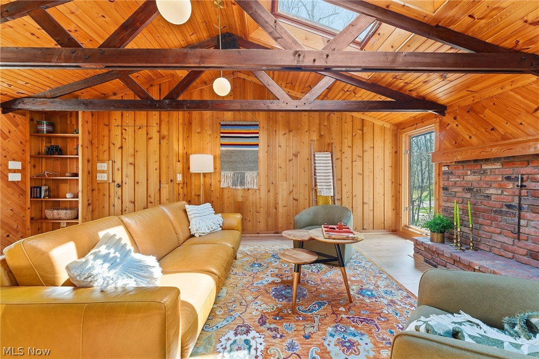 10172 Old Orchard Drive Brecksville OH 44141