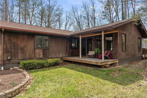 10172 Old Orchard Drive Brecksville OH 44141