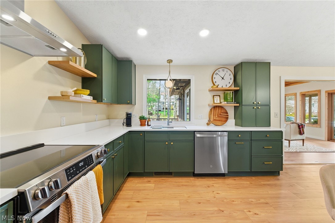 10172 Old Orchard Drive Brecksville OH 44141