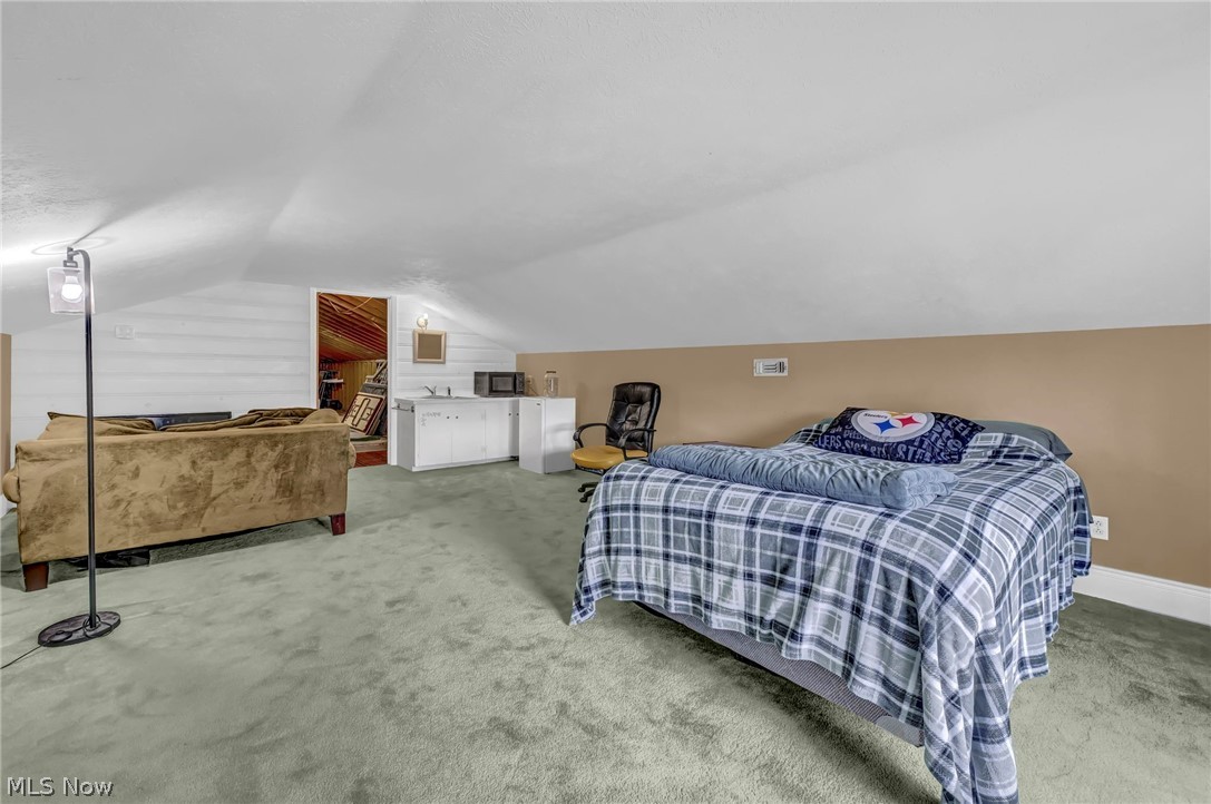 169 Brentview Drive Grafton OH 44044