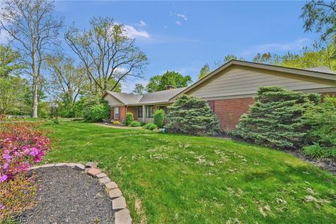 169 Brentview Drive Grafton OH 44044