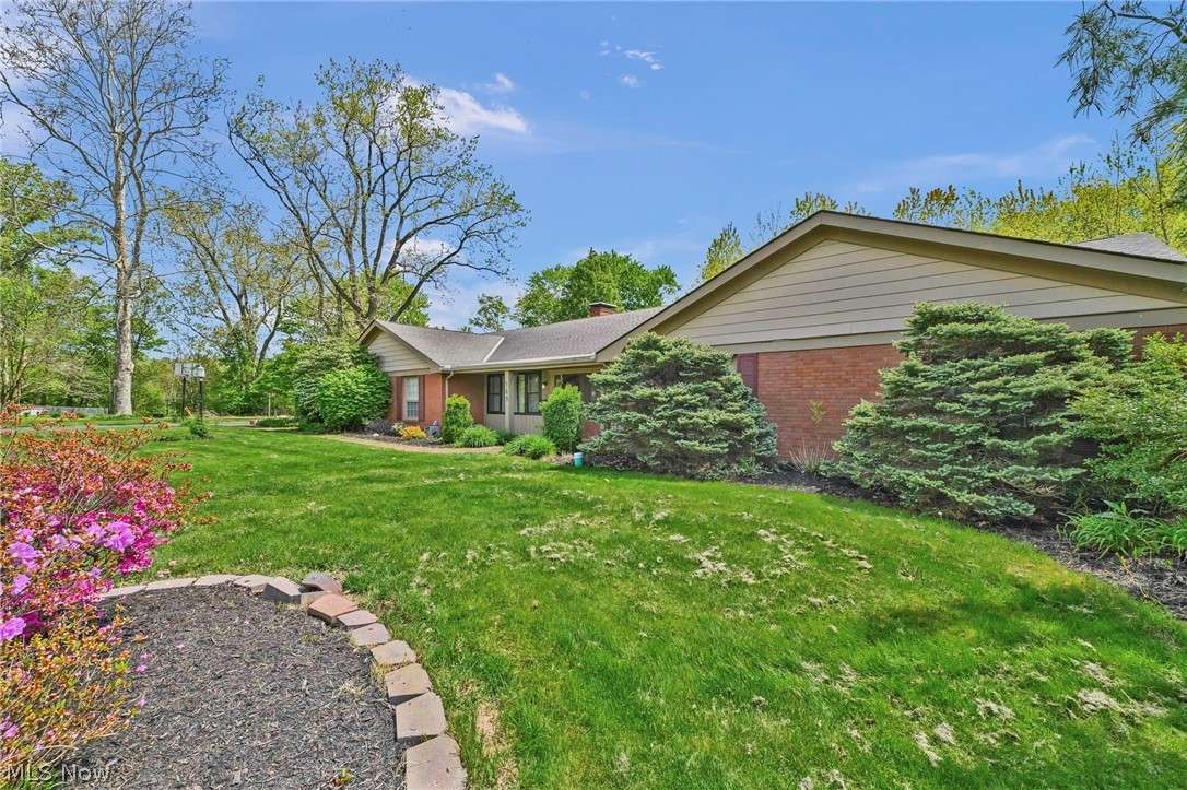 169 Brentview Drive Grafton OH 44044