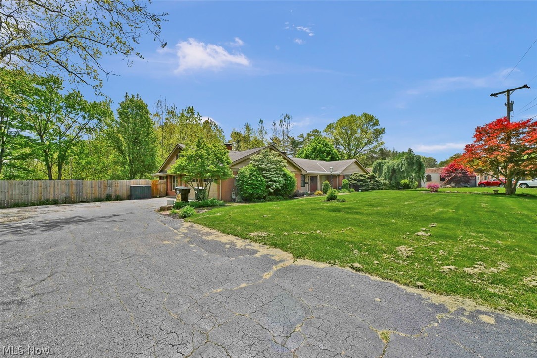 169 Brentview Drive Grafton OH 44044