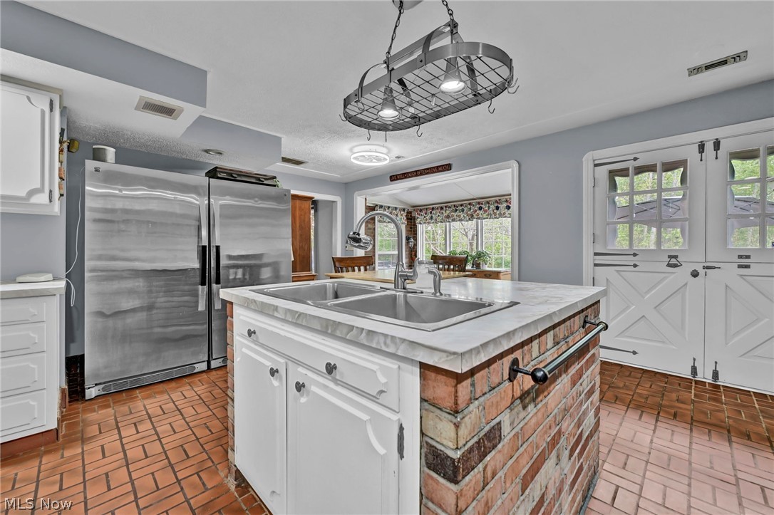 169 Brentview Drive Grafton OH 44044