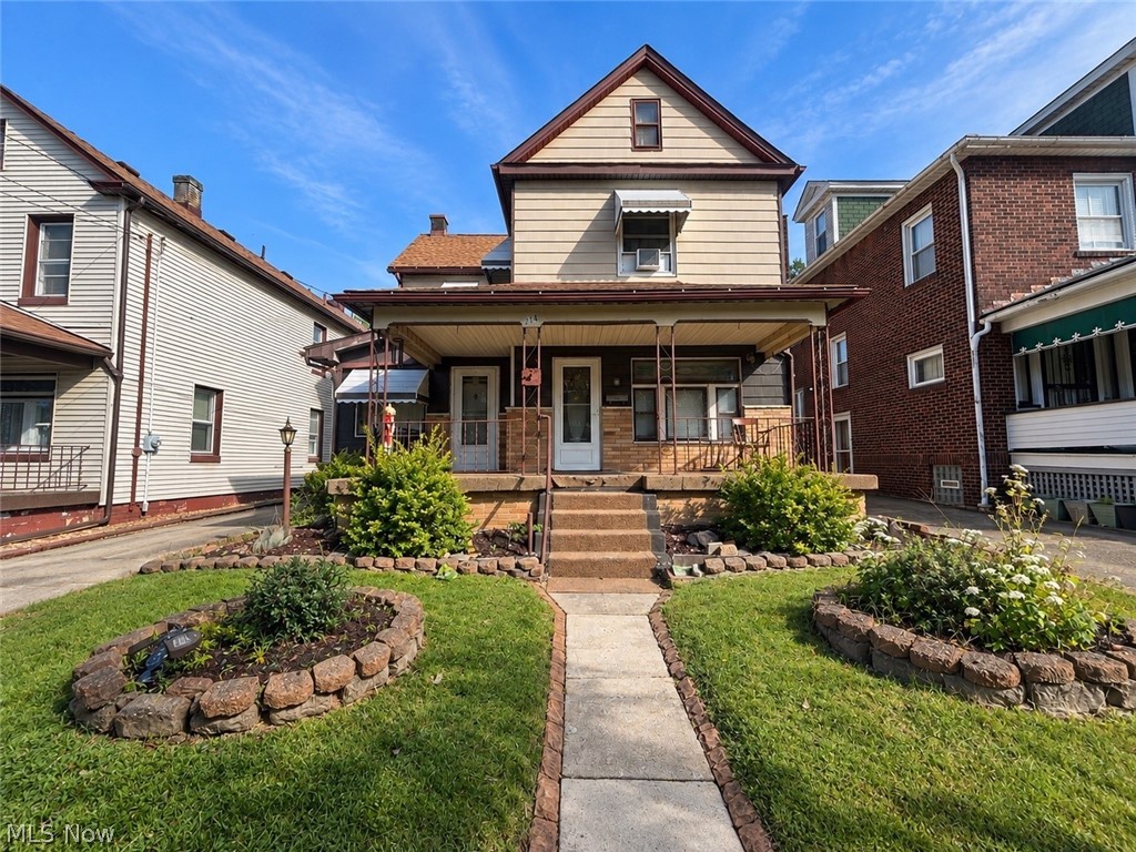 214 Reed Avenue Campbell OH 44405
