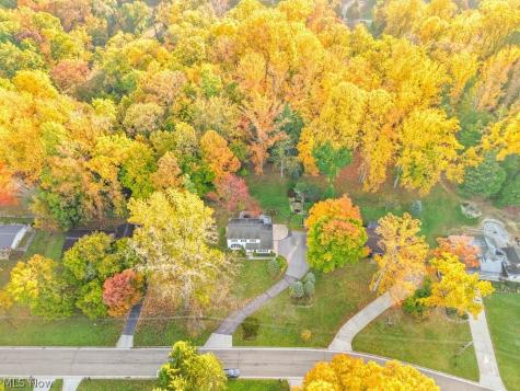 8327 Crystal Creek Road Northfield OH 44067