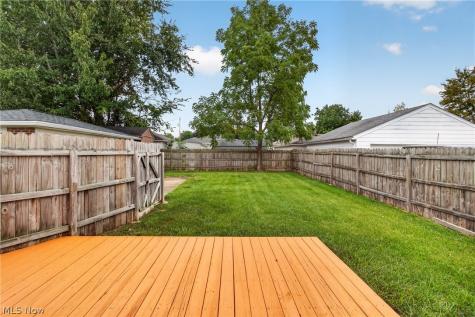 1327 W 26th Street Lorain OH 44052
