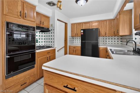 1327 W 26th Street Lorain OH 44052