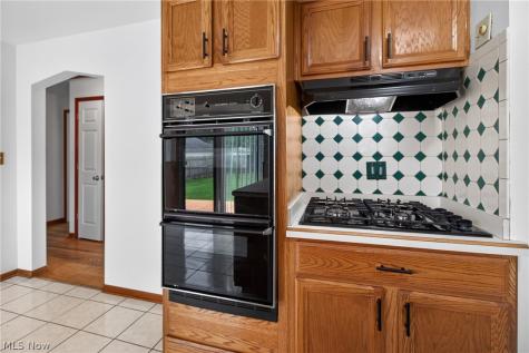 1327 W 26th Street Lorain OH 44052