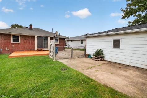 1327 W 26th Street Lorain OH 44052
