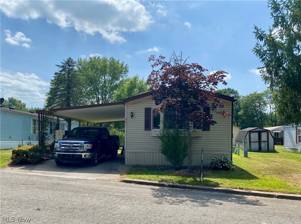 621 Sugar Pines Drive SW Warren OH 44481