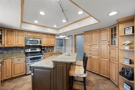 13545 Compass Point Drive Strongsville OH 44136