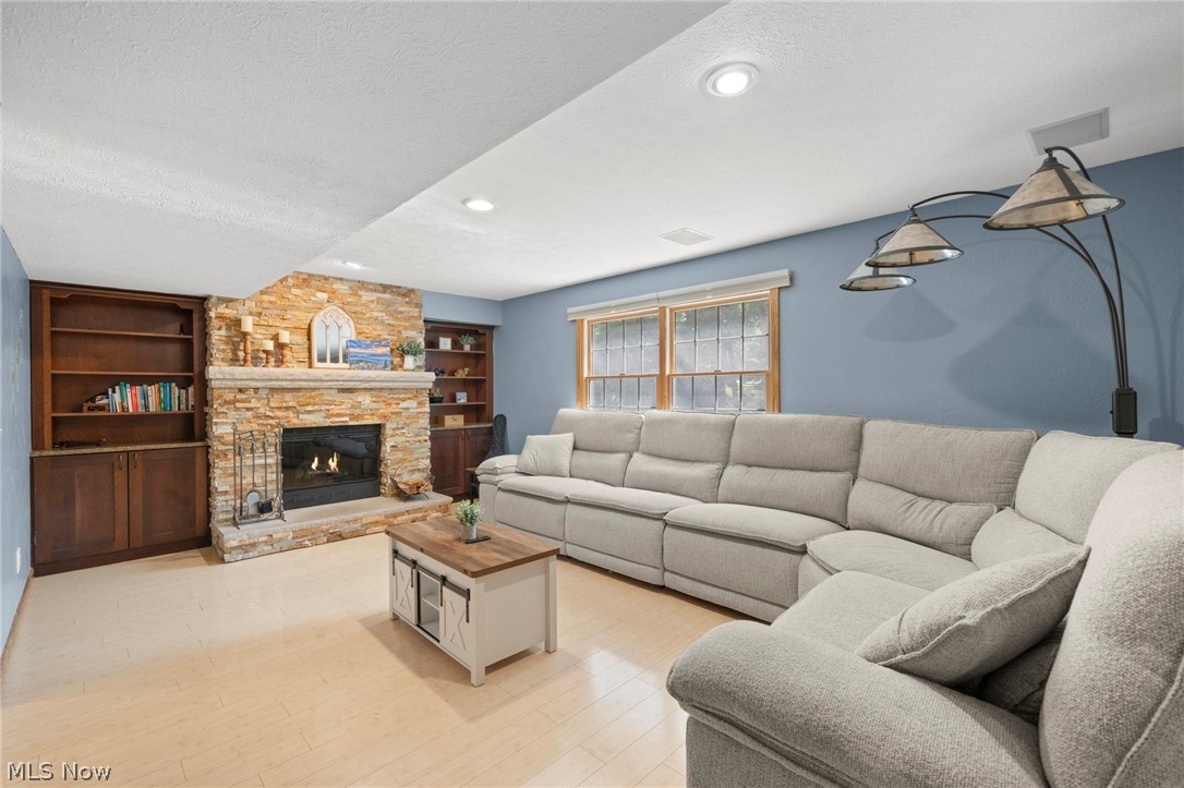 13545 Compass Point Drive Strongsville OH 44136