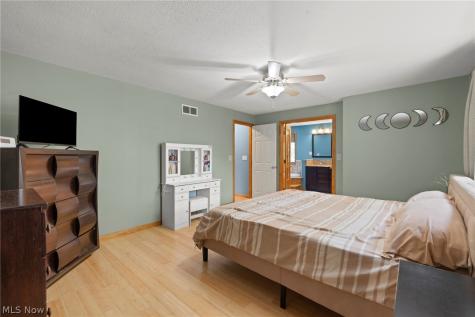13545 Compass Point Drive Strongsville OH 44136