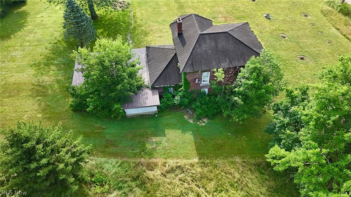 5715 Greer Road SE Uhrichsville OH 44683