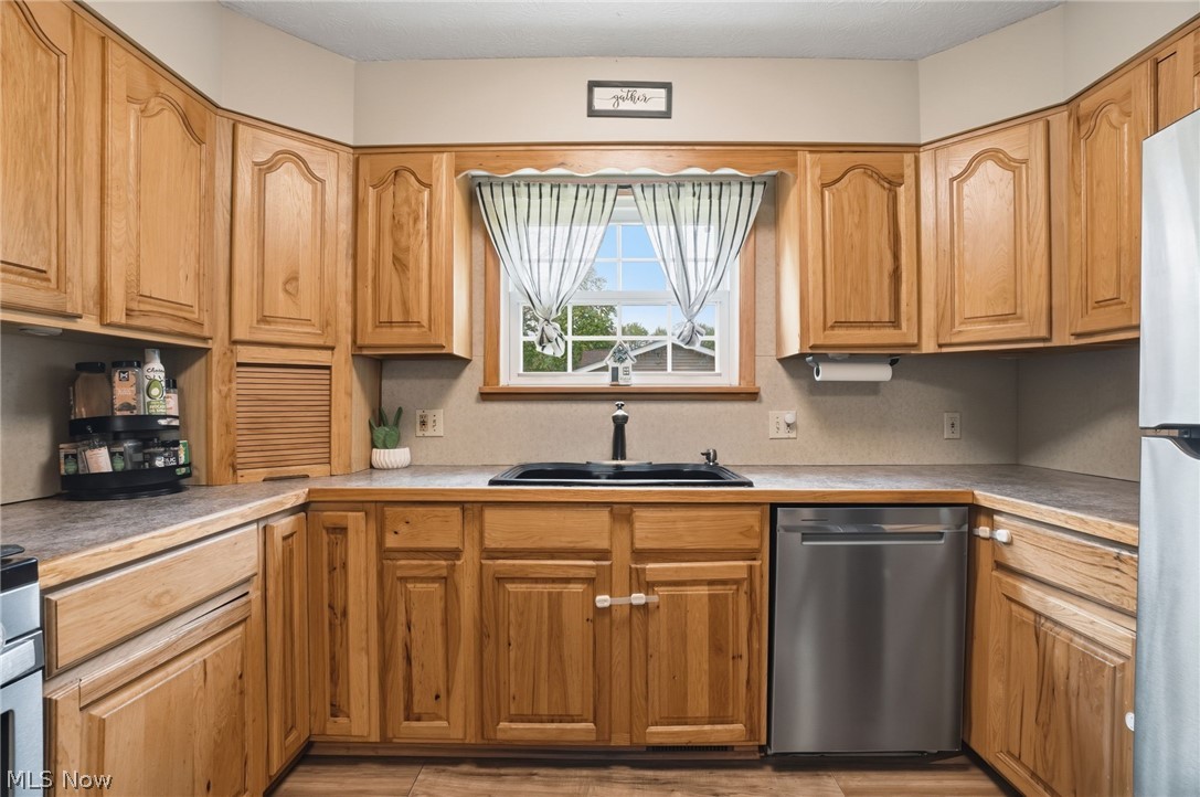 7630 Jennings Drive Painesville OH 44077
