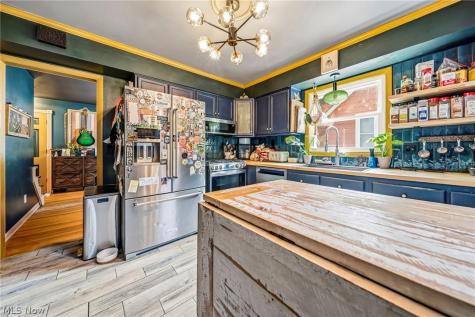 7150 Burridge Avenue Mentor OH 44060
