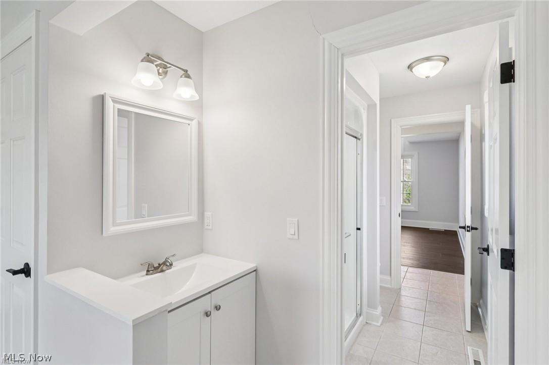 2344 Country Brook Drive Hinckley OH 44233