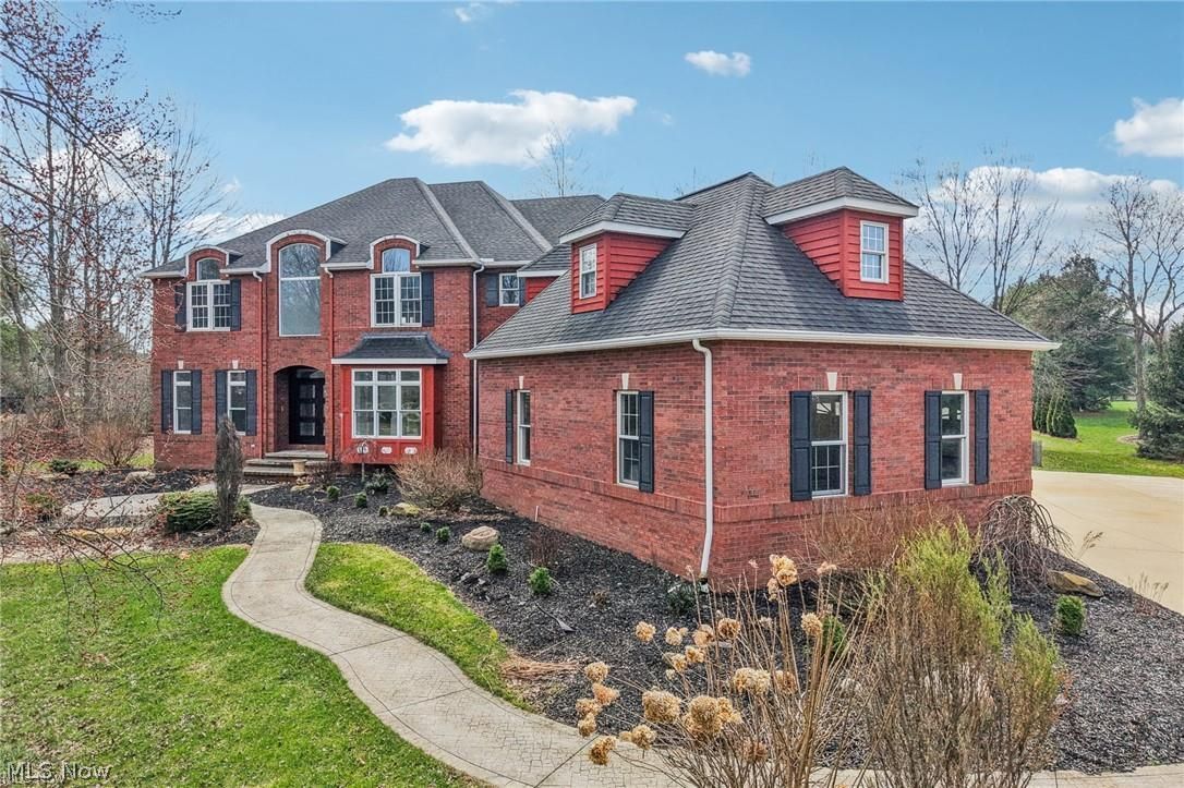 2344 Country Brook Drive Hinckley OH 44233