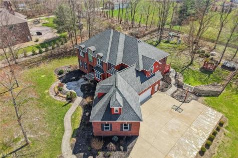 2344 Country Brook Drive Hinckley OH 44233