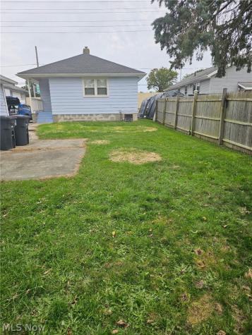 1198 Burkhardt Avenue Akron OH 44301