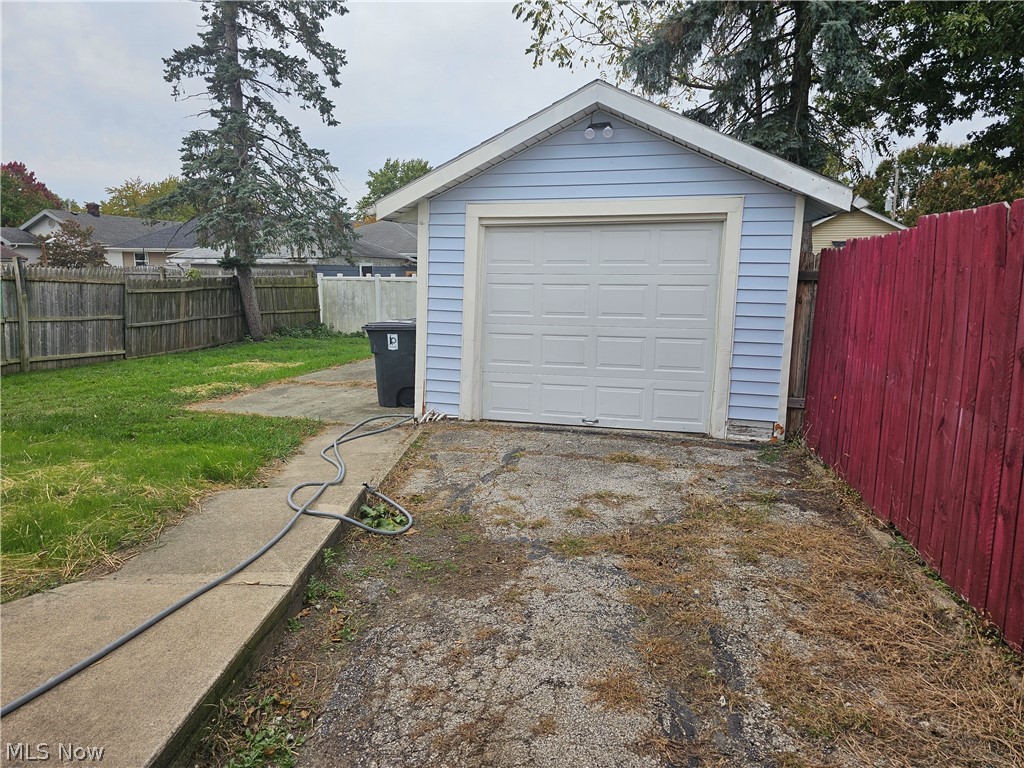 1198 Burkhardt Avenue Akron OH 44301