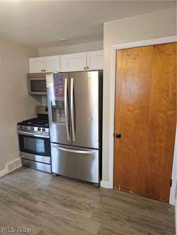 1198 Burkhardt Avenue Akron OH 44301
