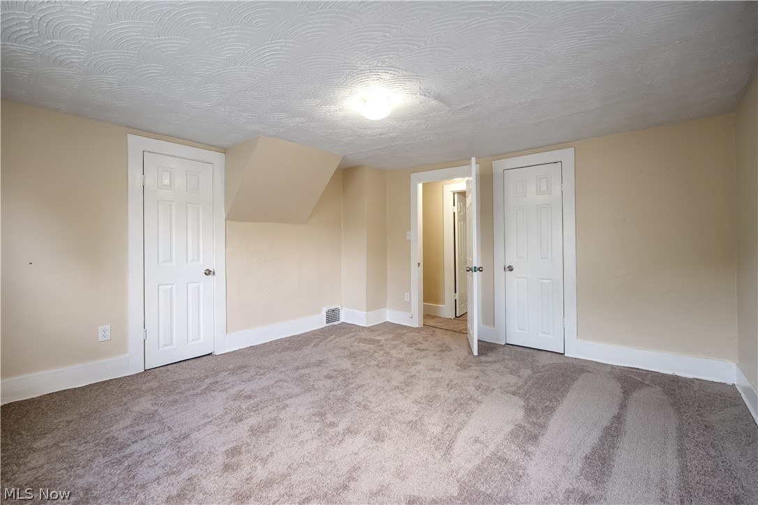 1152 Manning Avenue Akron OH 44307