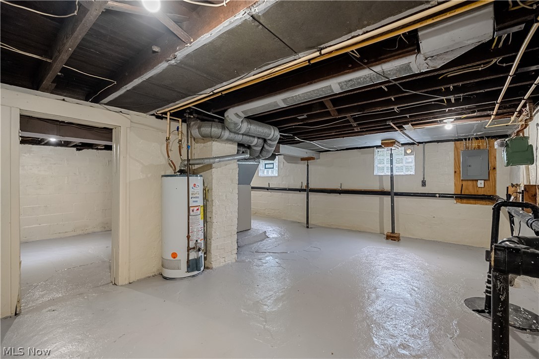 1152 Manning Avenue Akron OH 44307