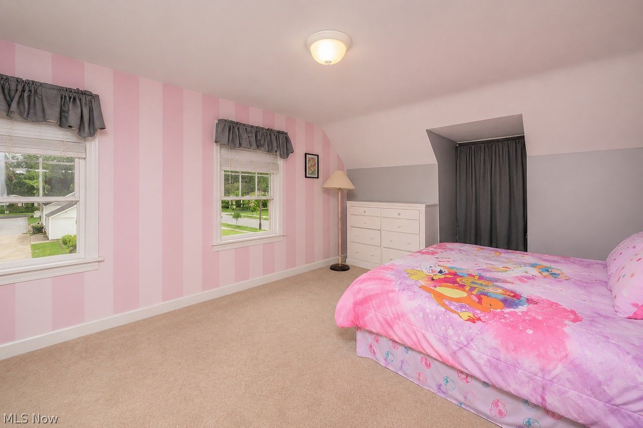 211 Woodrow Street NW North Canton OH 44720