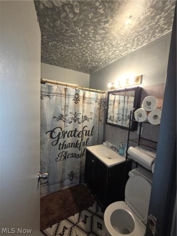 4001 E 176th Street Cleveland OH 44128