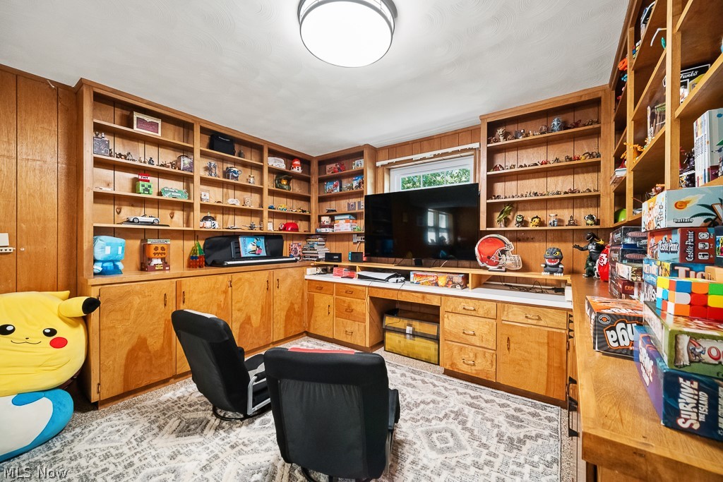 3761 Santom Road N Stow OH 44224